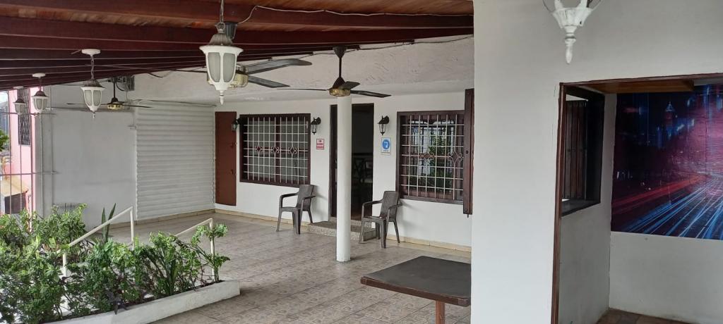 CASA-LOCAL EN ARRIENDO/VENTA – LOS JOBOS – BARRANQUILLA
