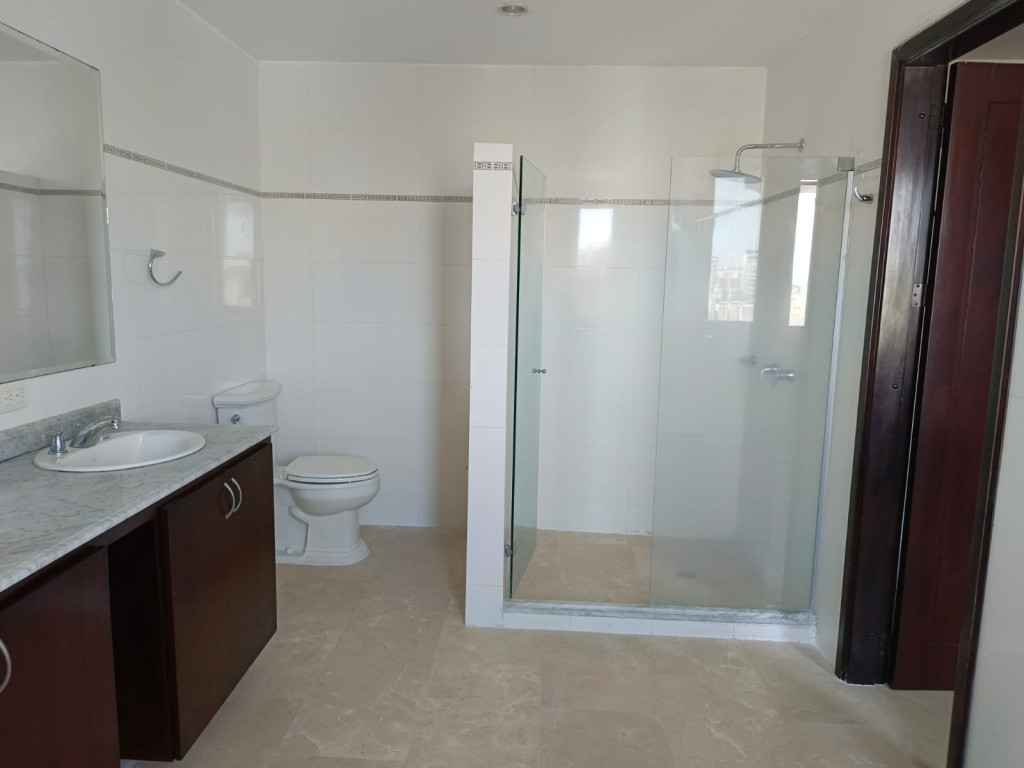 APARTAMENTO EN ARRIENDO – ALTOS DE RIOMAR – BARRANQUILLA