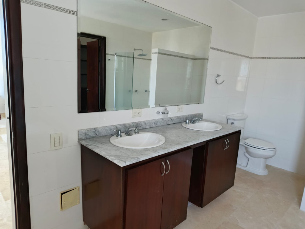 APARTAMENTO EN ARRIENDO – ALTOS DE RIOMAR – BARRANQUILLA