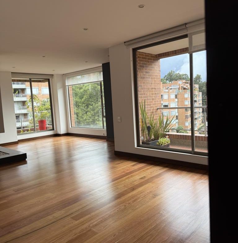 APARTAMENTO EN ARRIENDO – BOSQUES DE LA CAÑADA (USAQUÉN) – BOGOTÁ