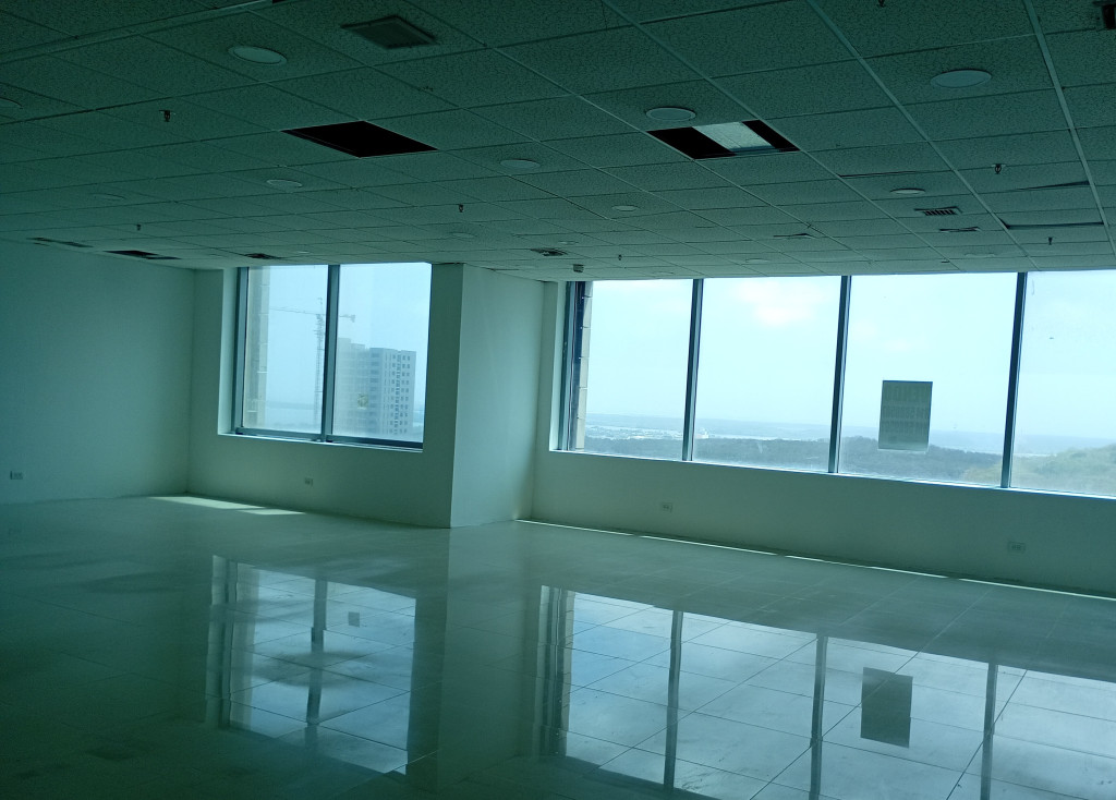 OFICINA EN ARRIENDO/VENTA – LA CASTELLANA – BARRANQUILLA