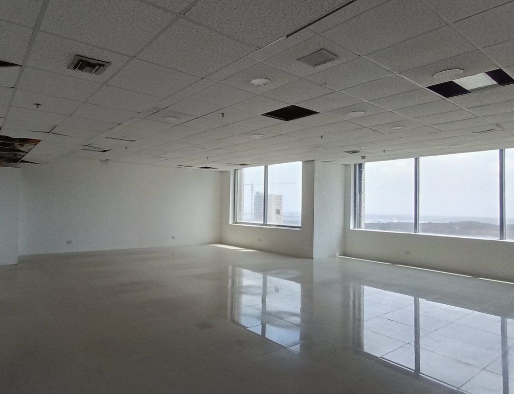 OFICINA EN ARRIENDO/VENTA – LA CASTELLANA – BARRANQUILLA