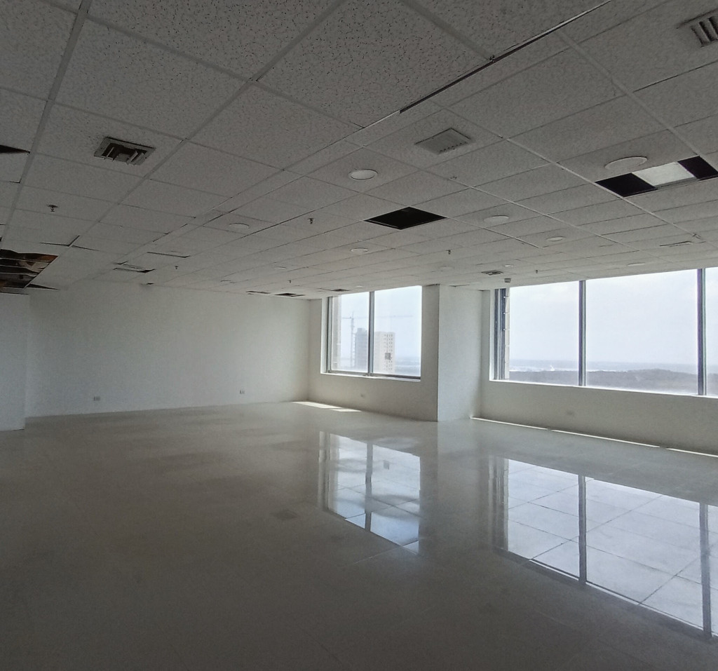 OFICINA EN ARRIENDO/VENTA – LA CASTELLANA – BARRANQUILLA