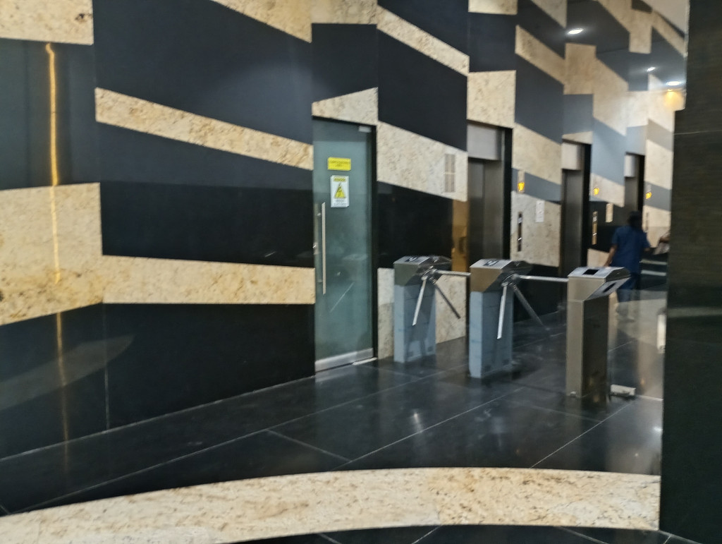 OFICINA EN ARRIENDO/VENTA – ALTO PRADO – BARRANQUILLA