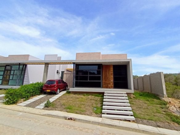 CASA CAMPESTRE EN VENTA – BAJO OSTION-RIVIERA DEL MAR – TUBARÁ