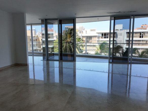 APARTAMENTO EN ARRIENDO/VENTA – ALTOS DE RIOMAR – BARRANQUILLA